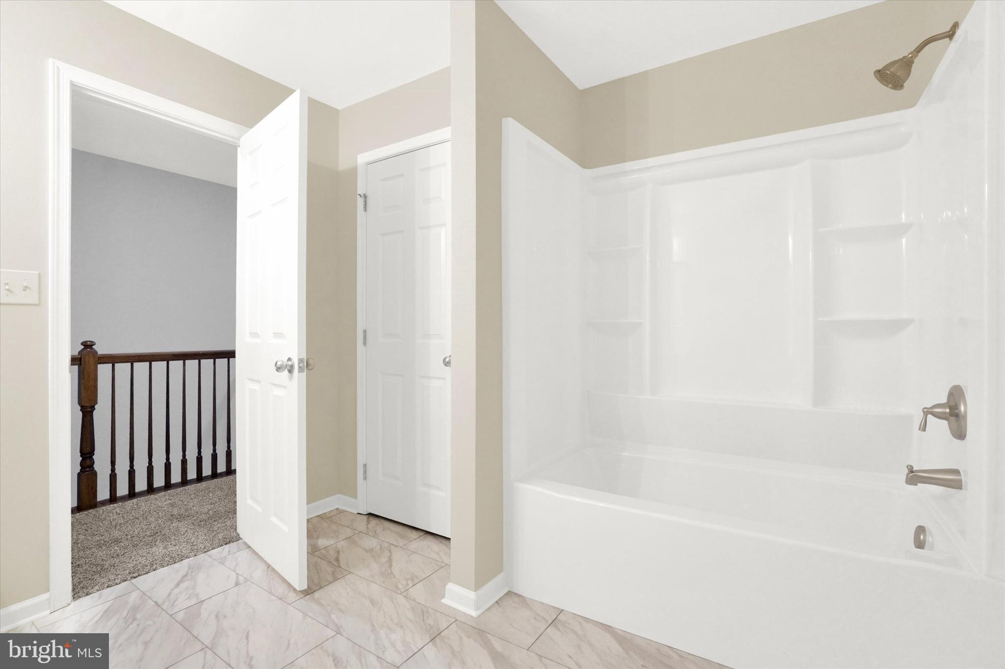 WHISPER RUN - Residential