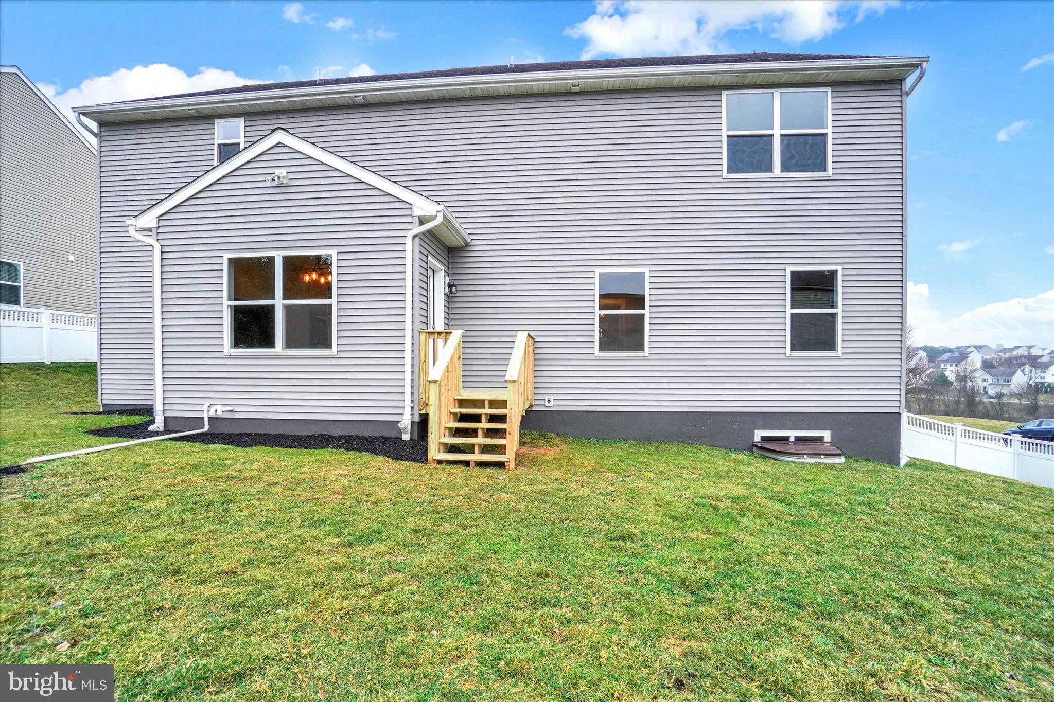 WHISPER RUN - Residential