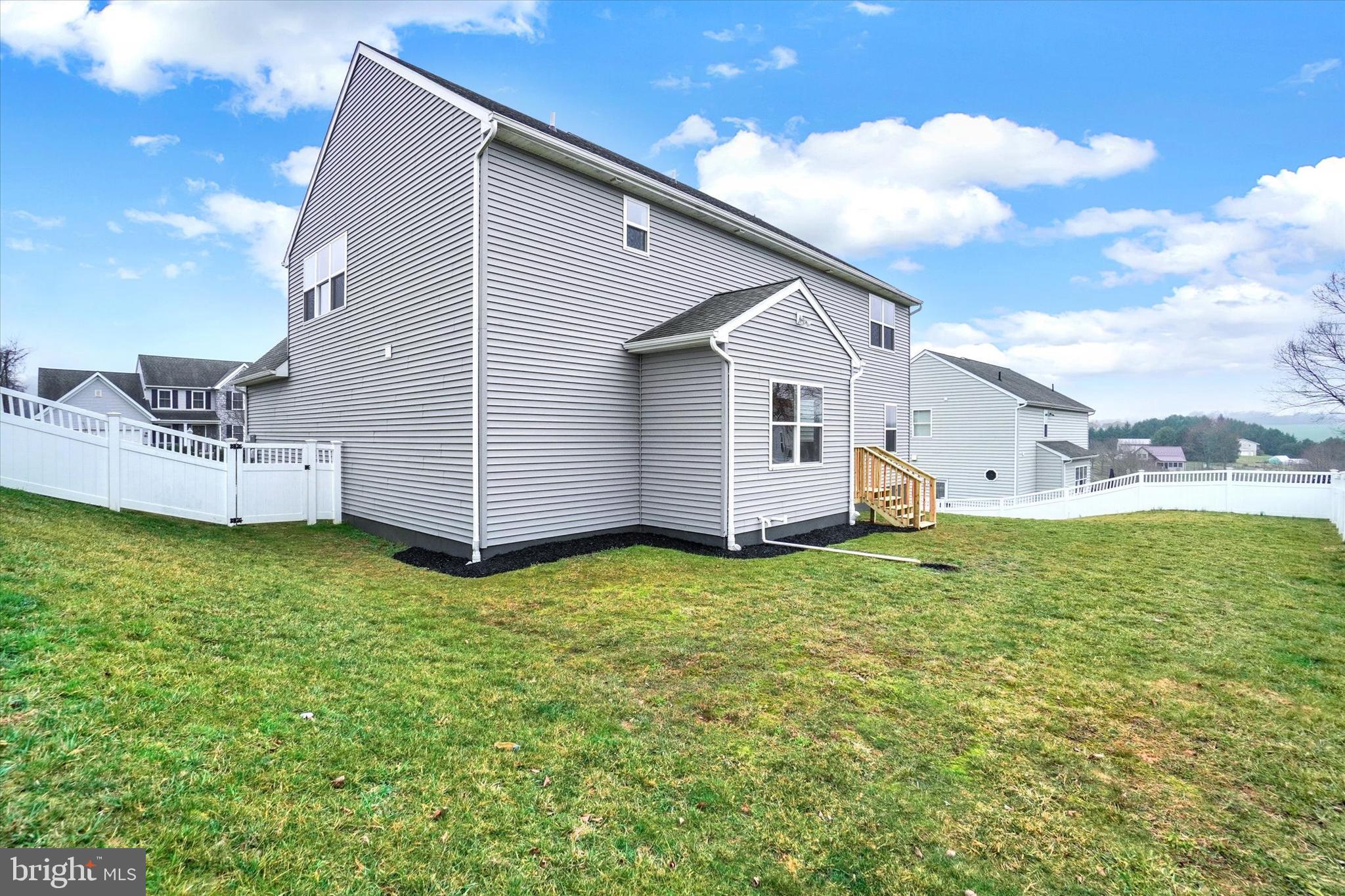 WHISPER RUN - Residential