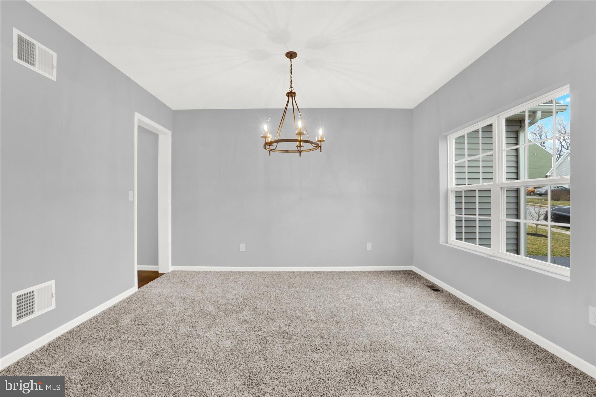 WHISPER RUN - Residential