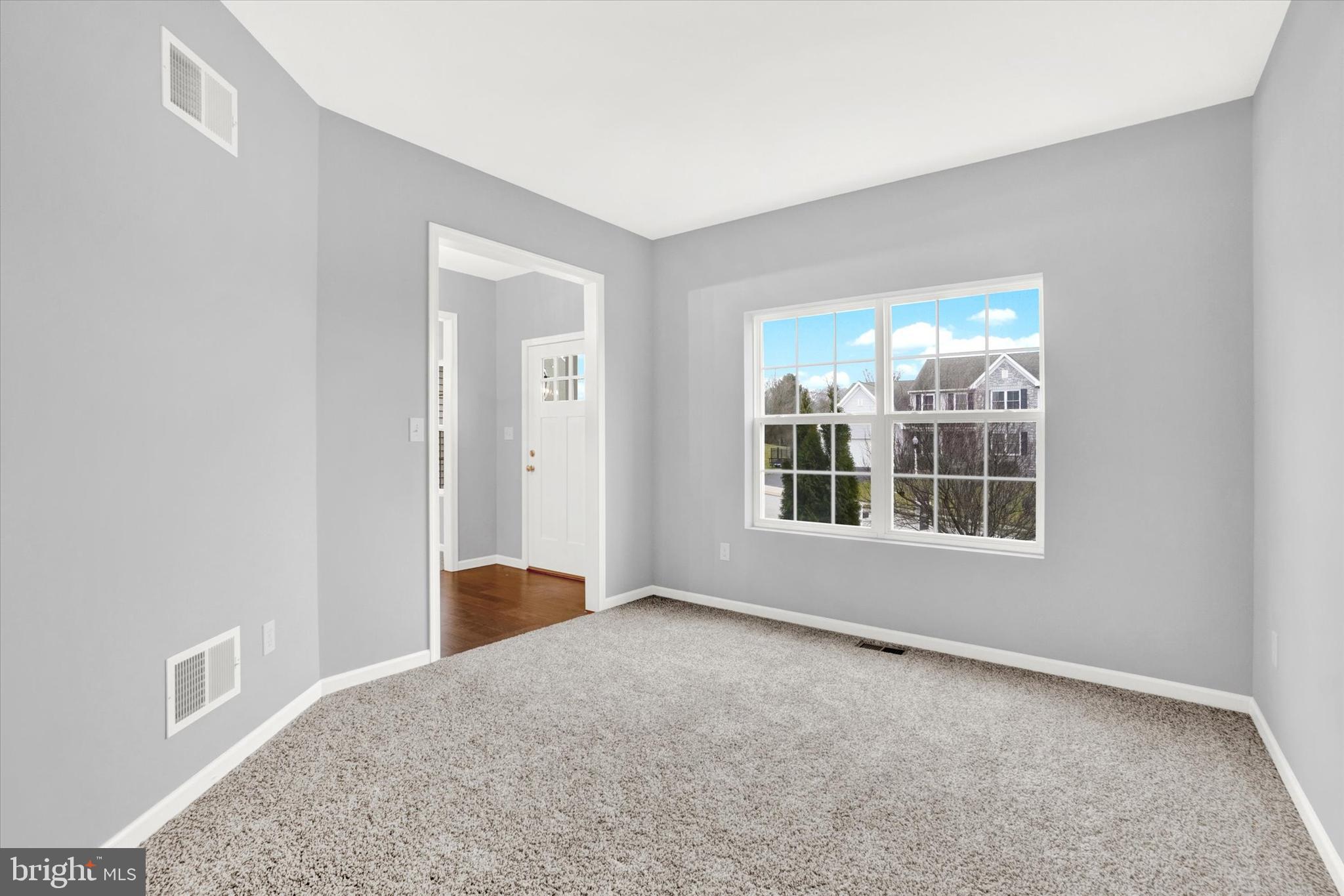 WHISPER RUN - Residential