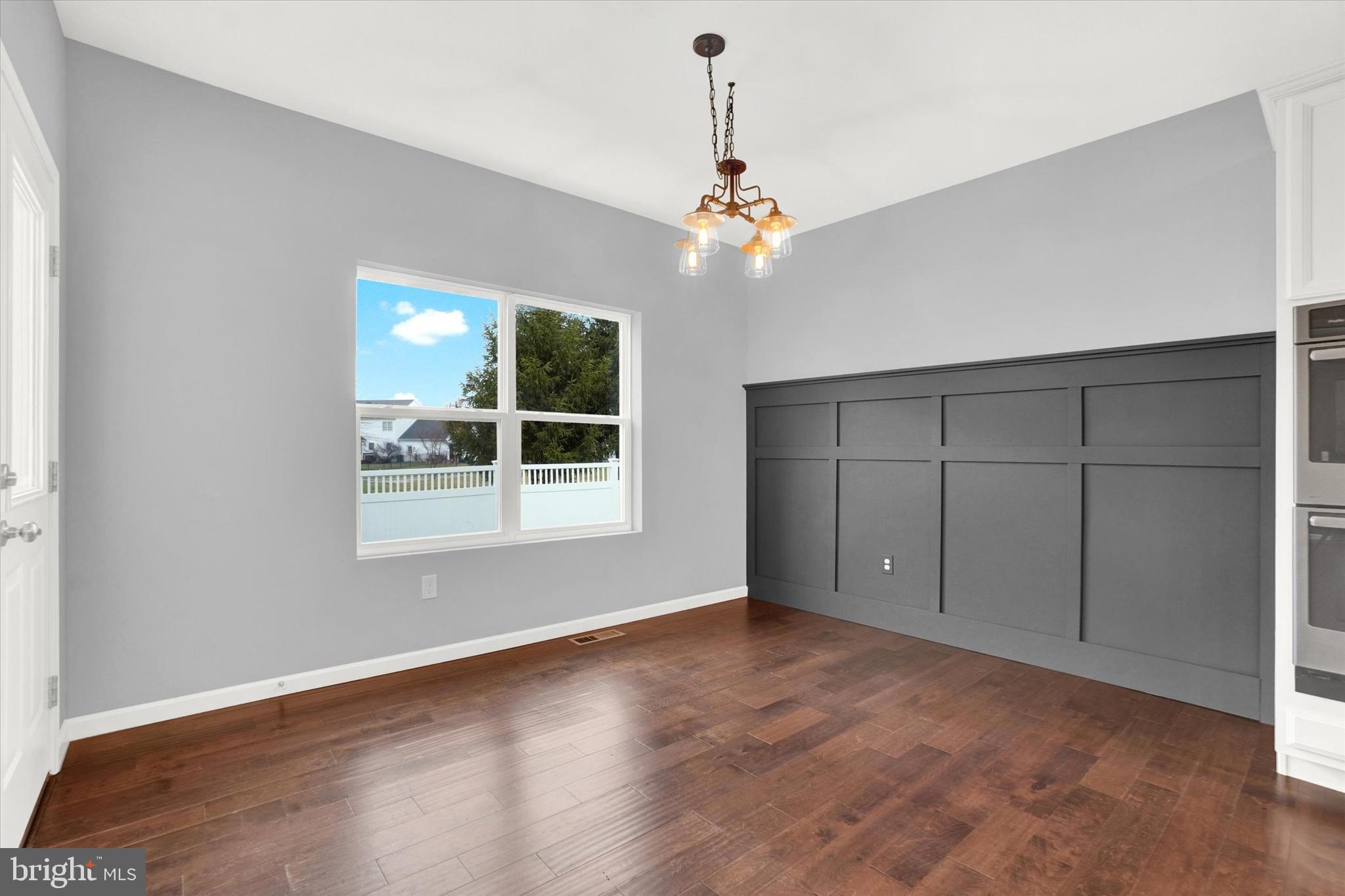 WHISPER RUN - Residential