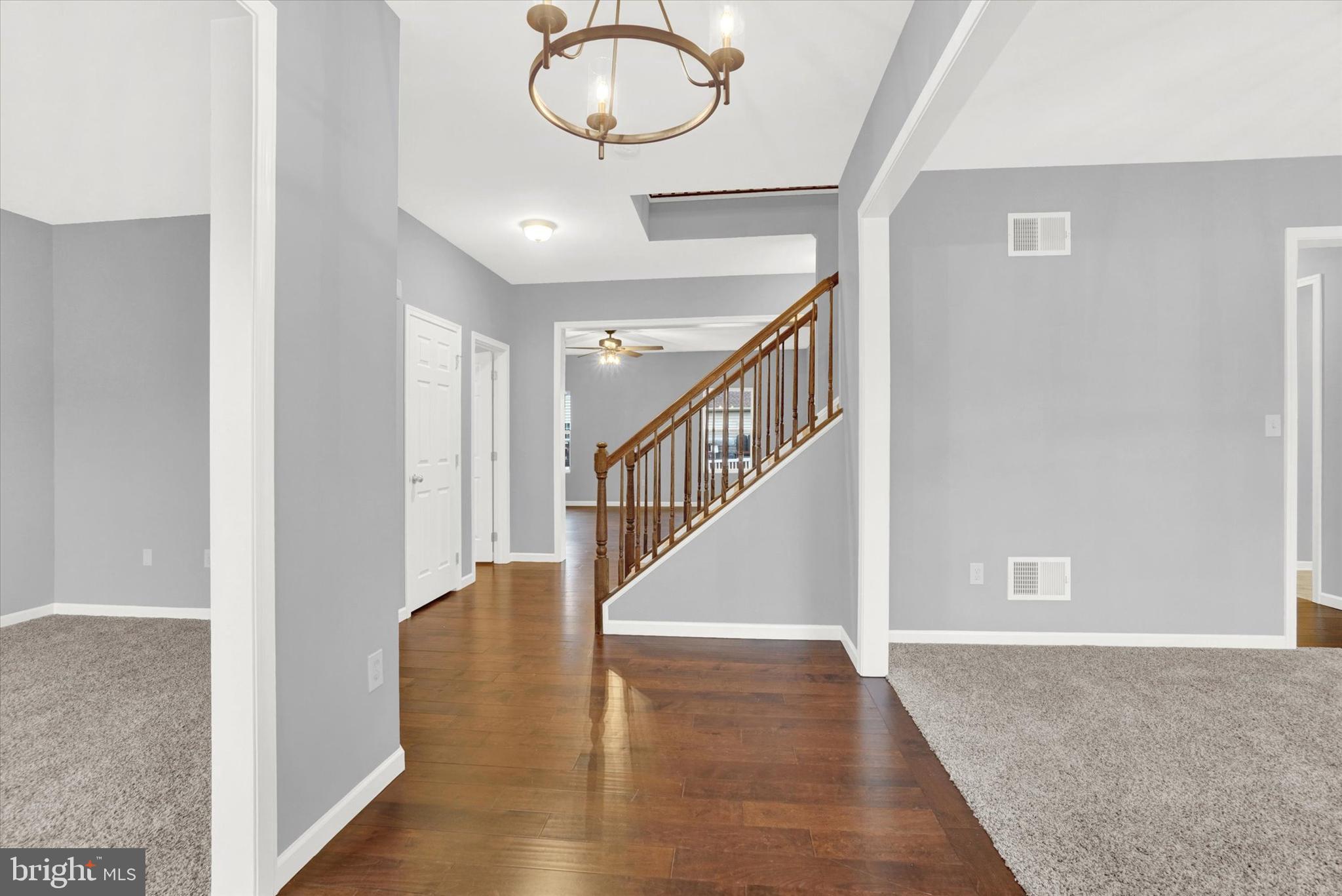 WHISPER RUN - Residential