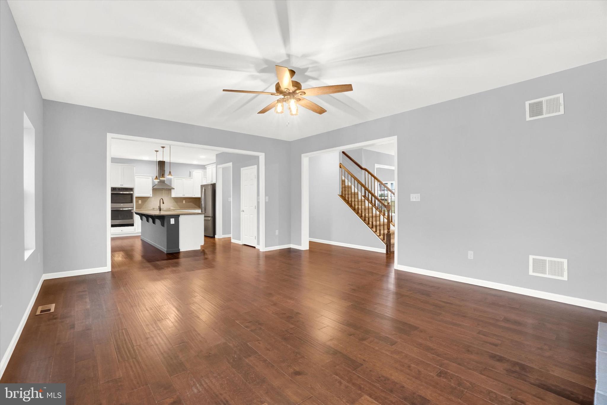 WHISPER RUN - Residential