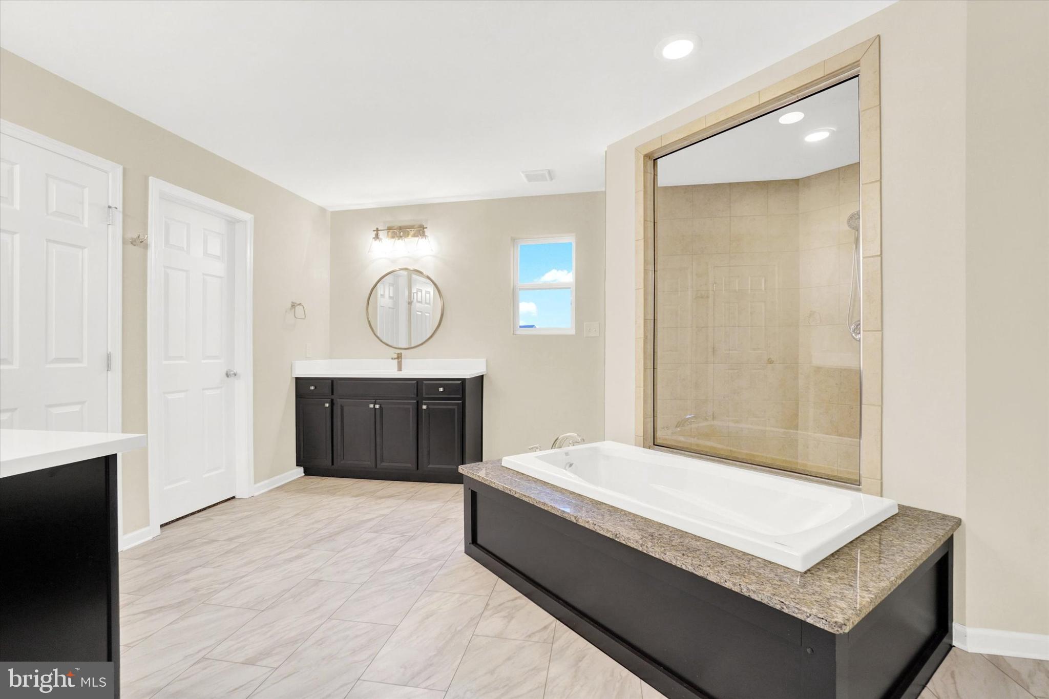 WHISPER RUN - Residential