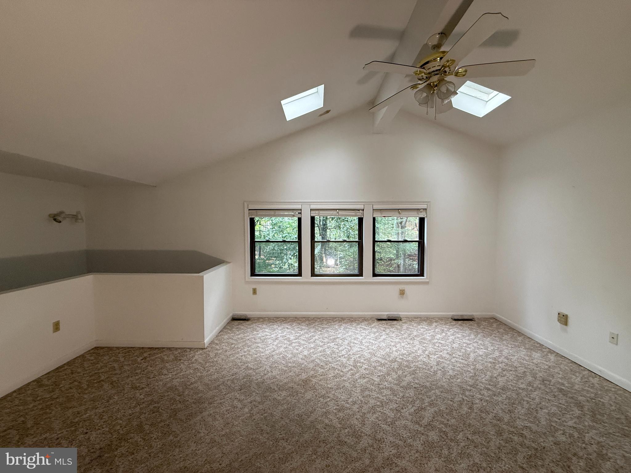 THE WOODS - Residential