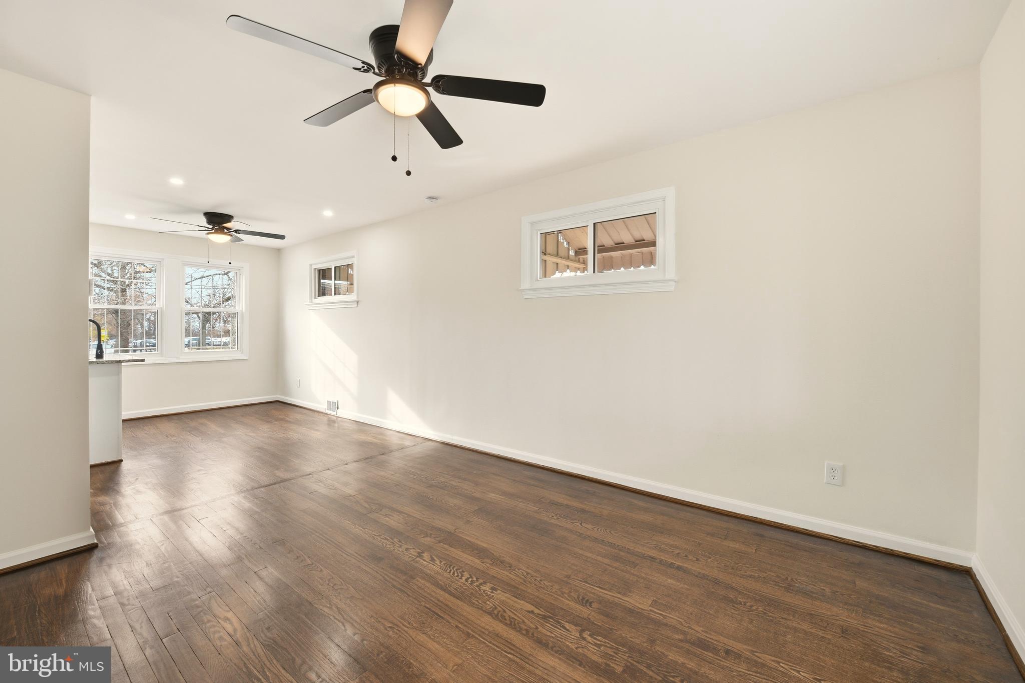 186 FORRESTER STREET SW