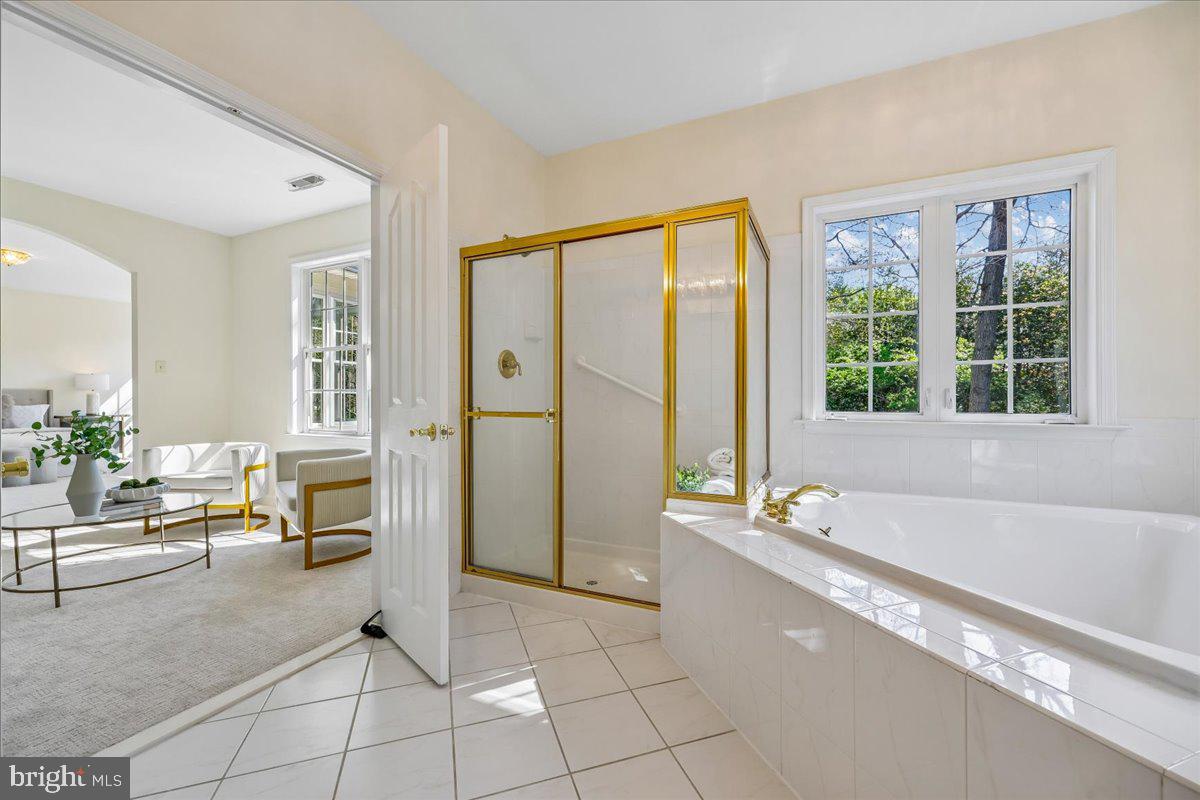 HERITAGE WALK - Residential