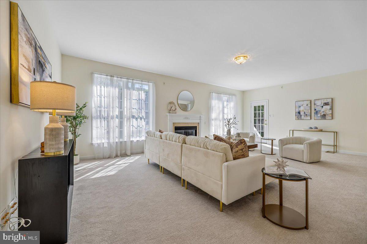 HERITAGE WALK - Residential