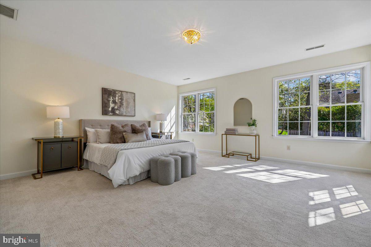 HERITAGE WALK - Residential