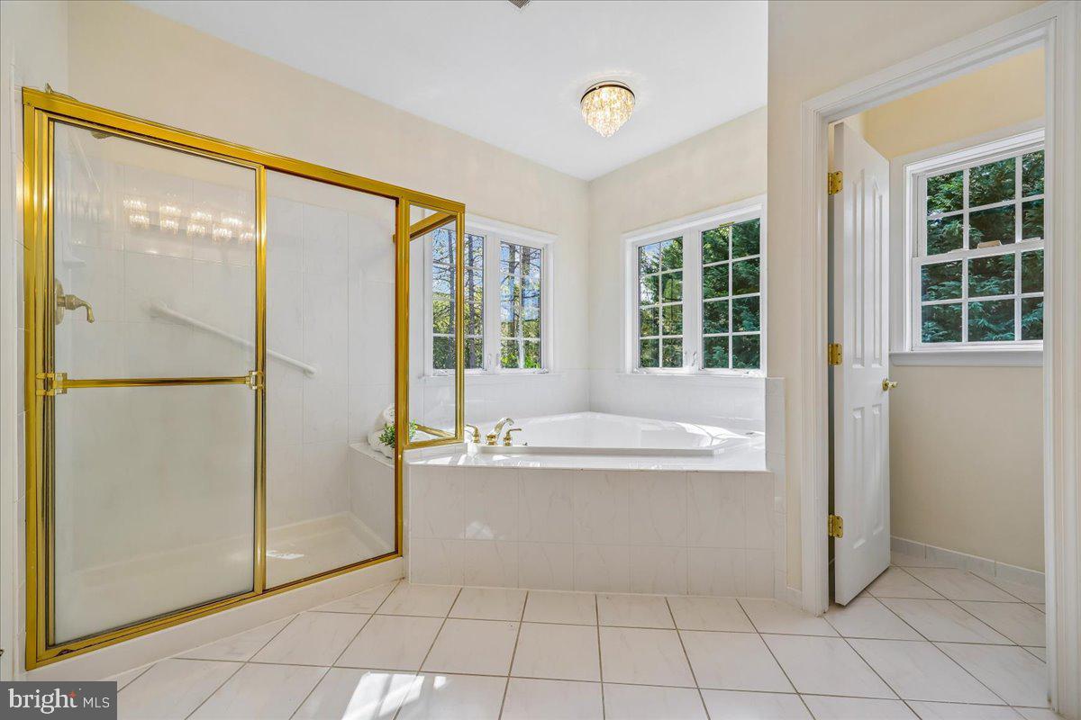 HERITAGE WALK - Residential