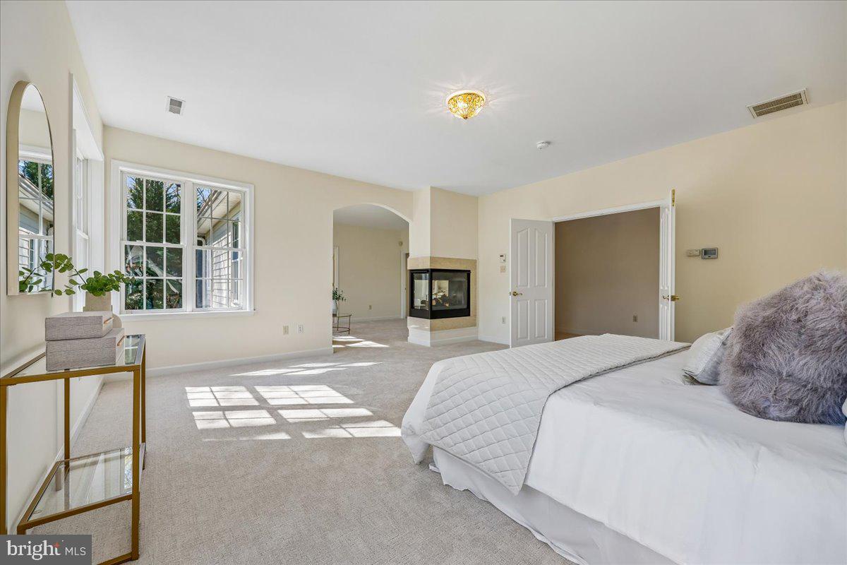 HERITAGE WALK - Residential