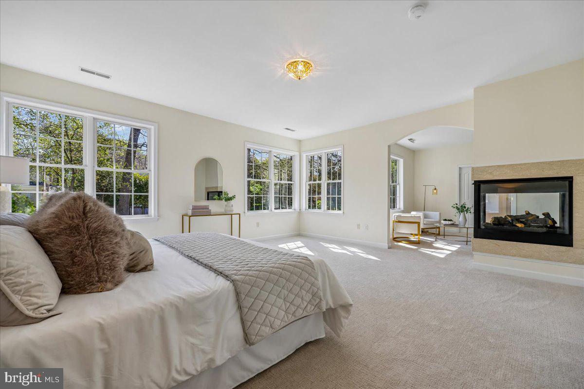 HERITAGE WALK - Residential