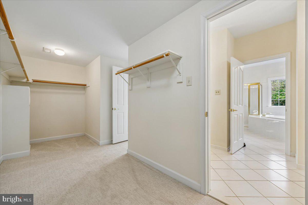 HERITAGE WALK - Residential