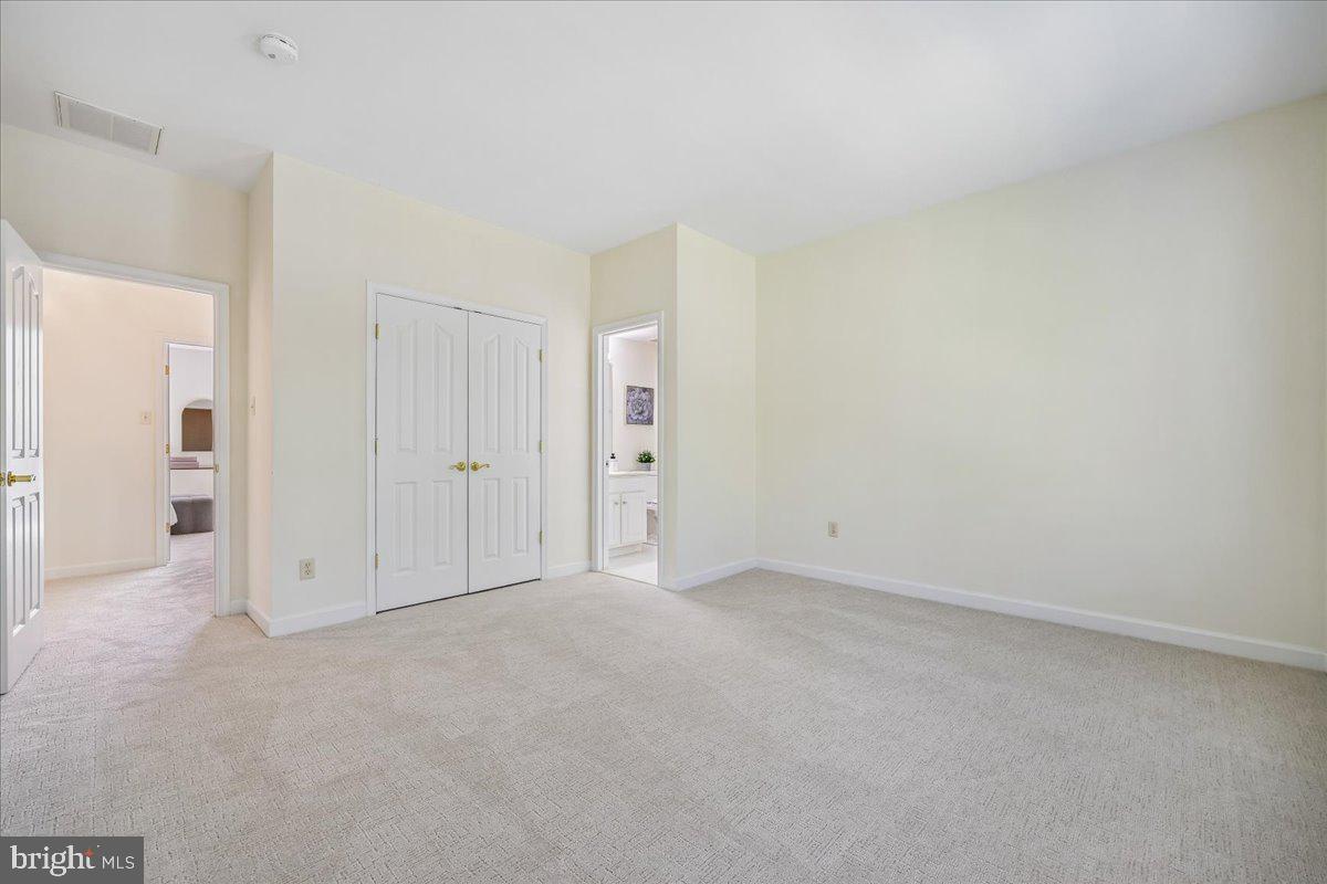 HERITAGE WALK - Residential