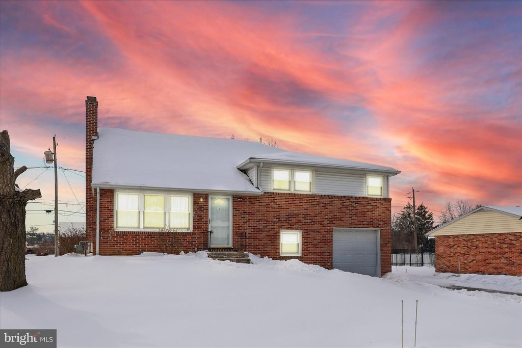 Photo of 2430 Bradford Drive, YORK, PA 17402 (MLS # PAYK2095442)