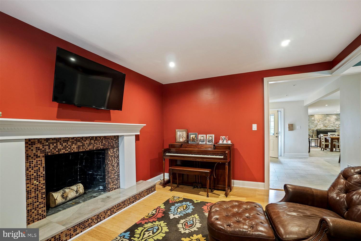 CAMBRIA - Residential