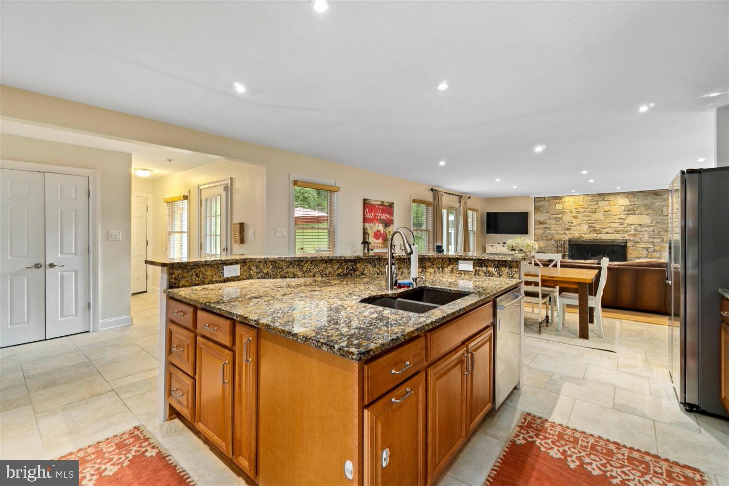 CAMBRIA - Residential