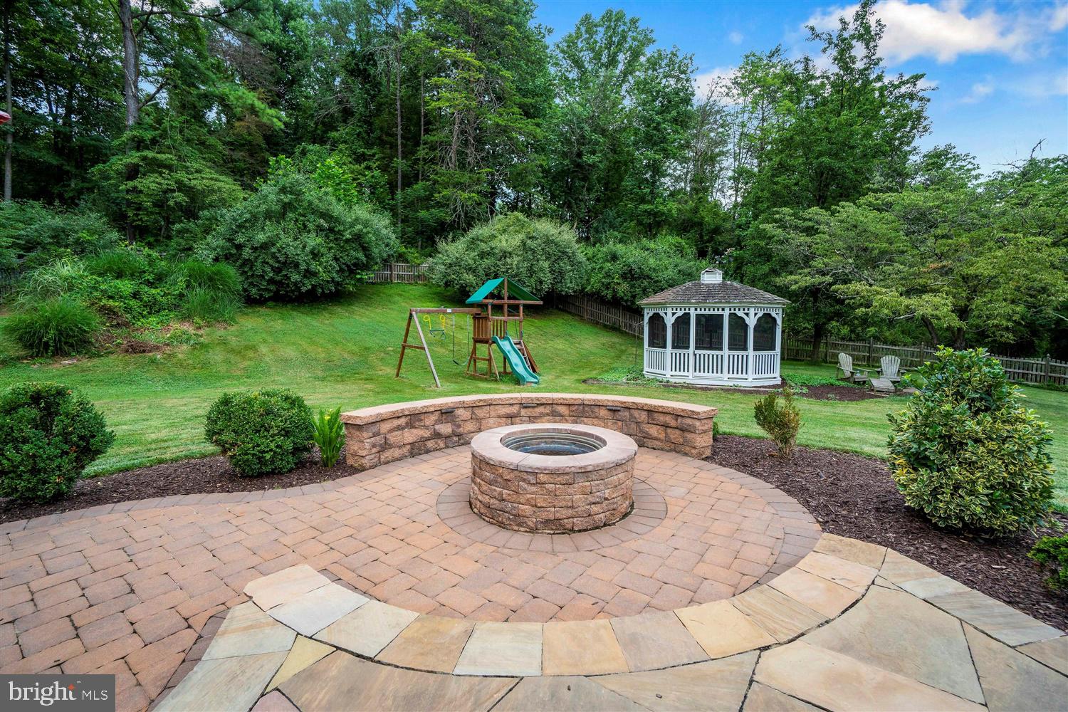 CAMBRIA - Residential