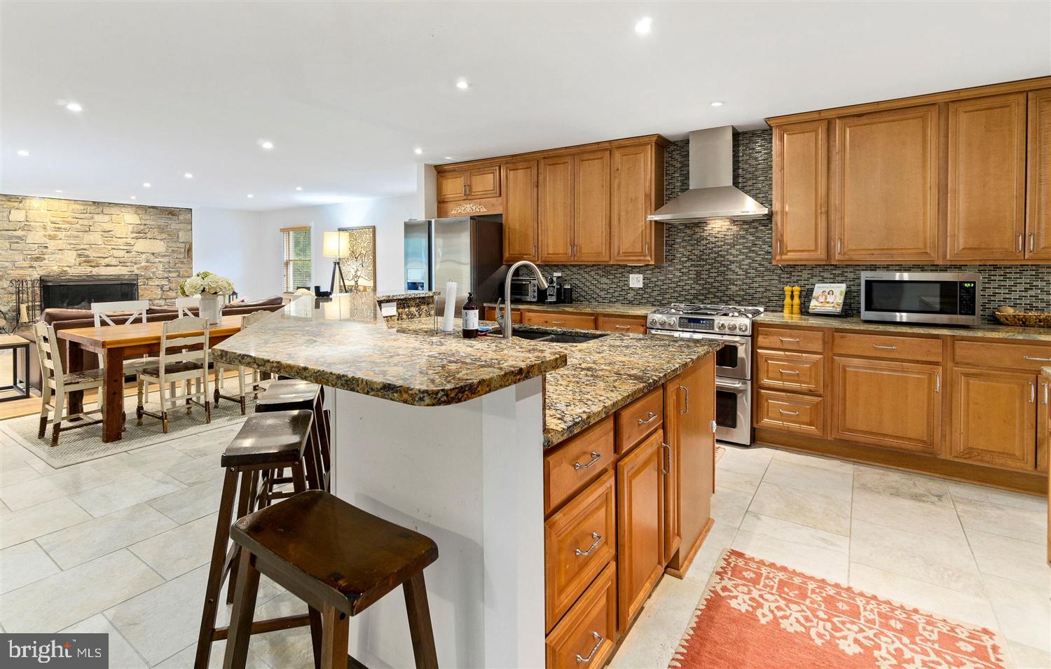 CAMBRIA - Residential