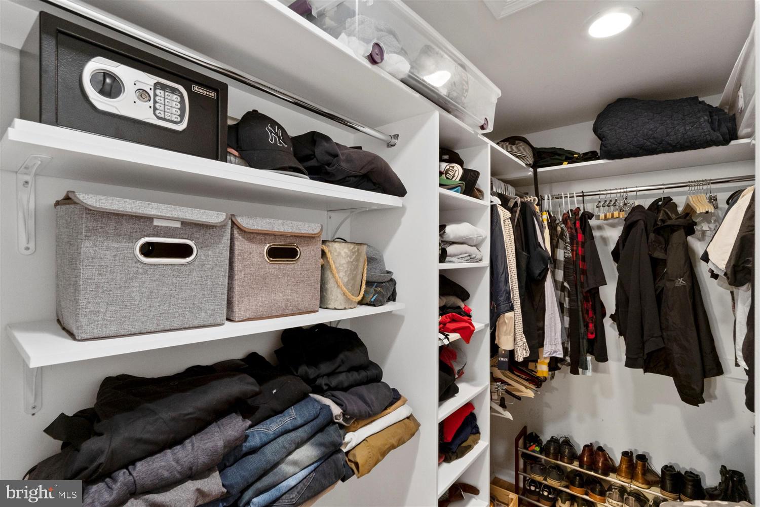 CAMBRIA - Residential