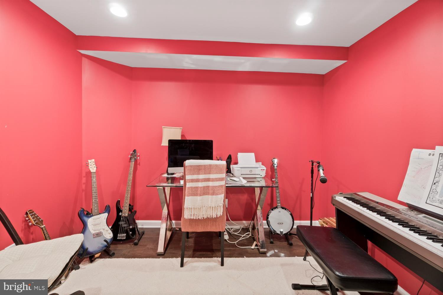 CAMBRIA - Residential