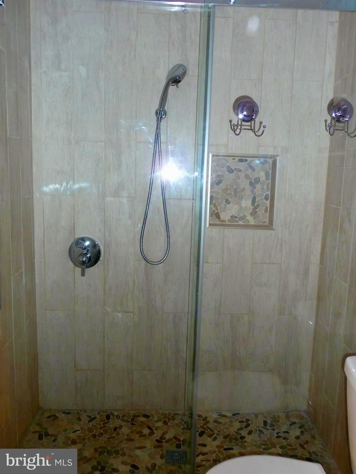 PAINTERS HILL - Residential