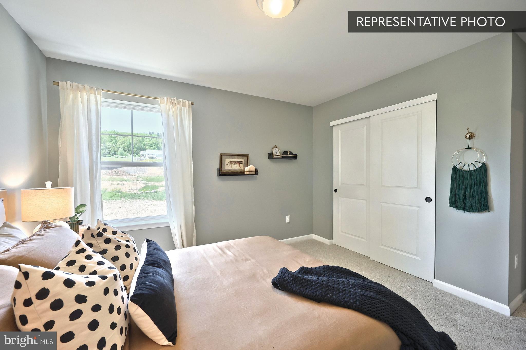 SUMMIT RIDGE - Residential