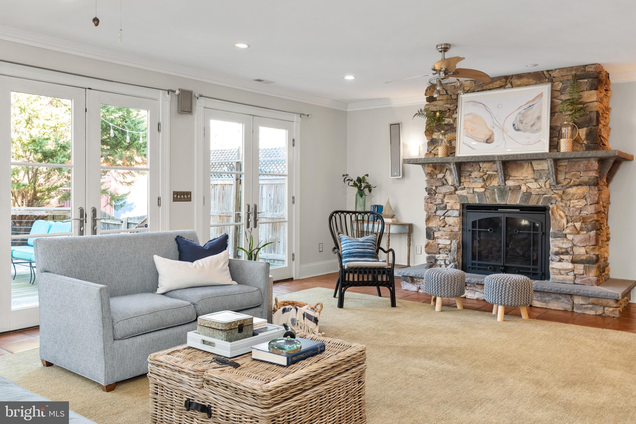 EASTPORT - Residential