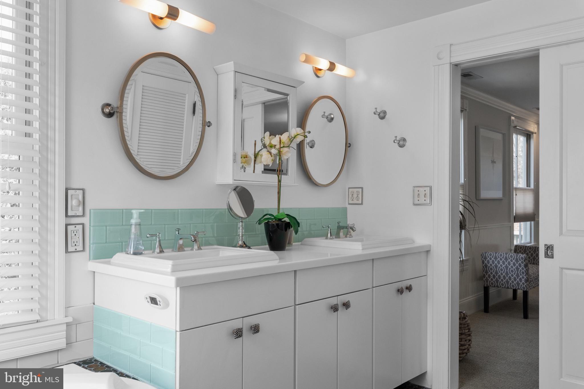 EASTPORT - Residential