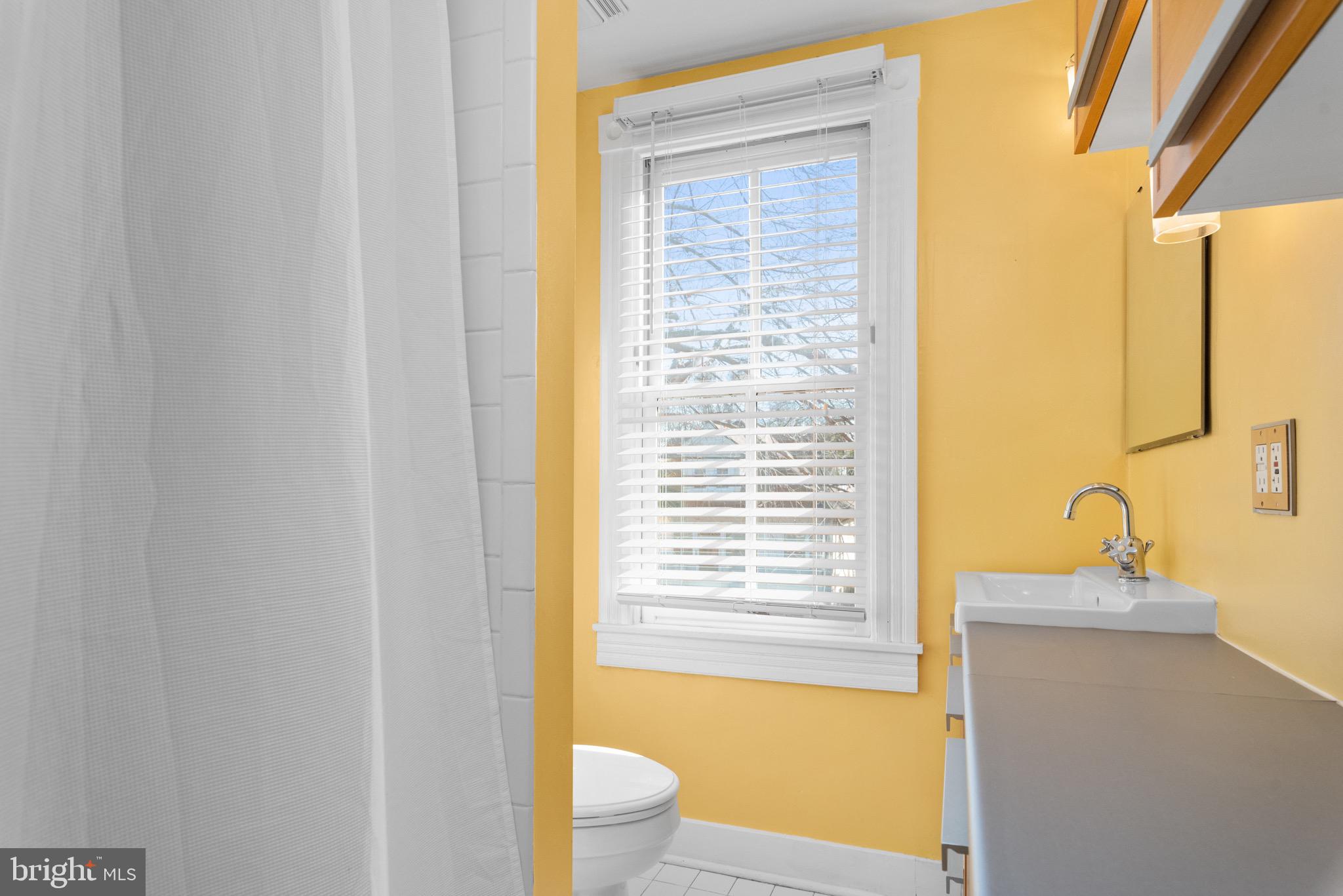 EASTPORT - Residential