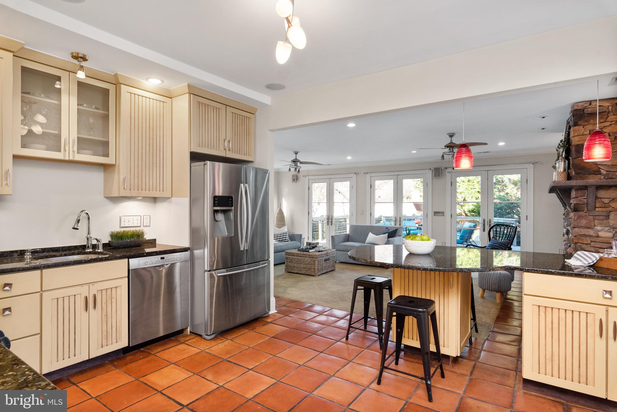 EASTPORT - Residential