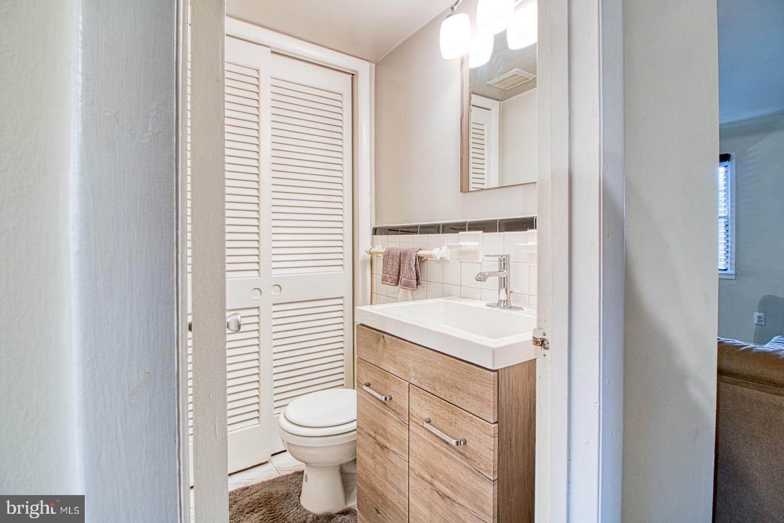 COLONIAL HOMES - Residential