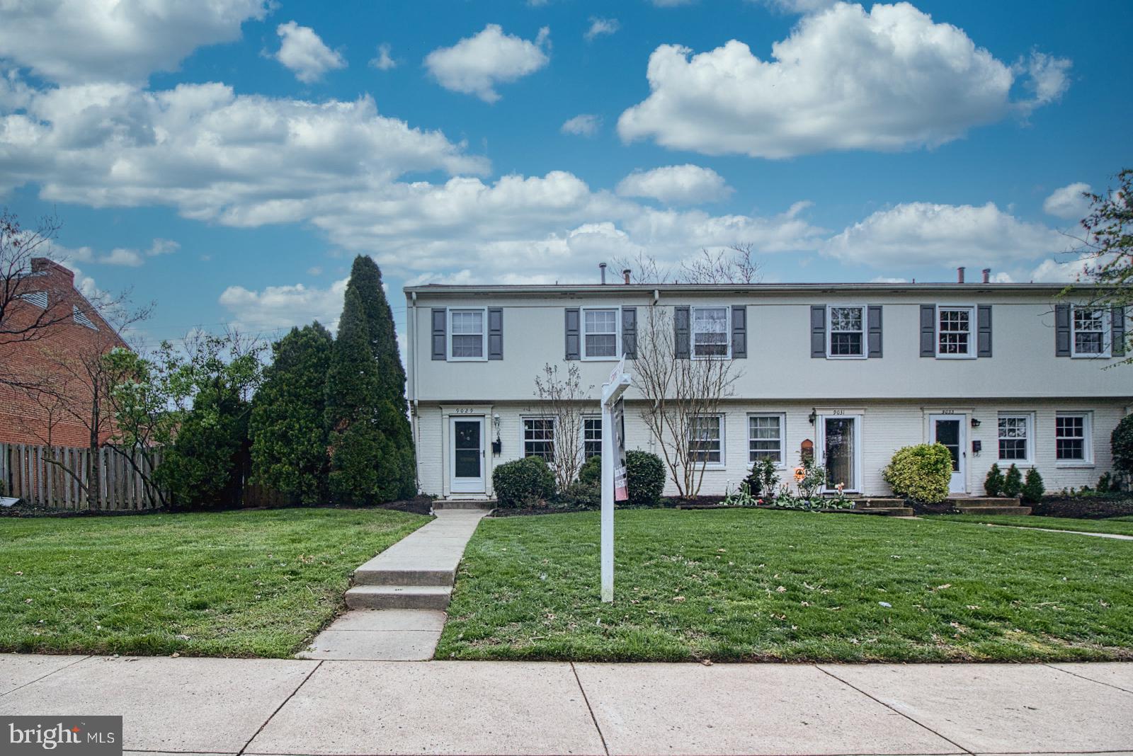 COLONIAL HOMES - Residential