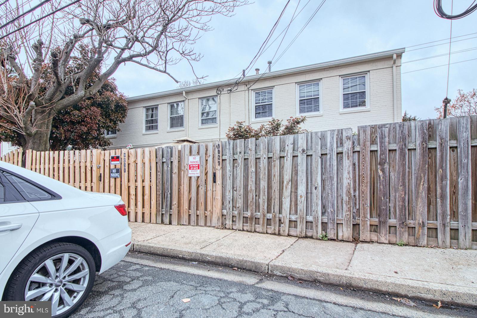 COLONIAL HOMES - Residential