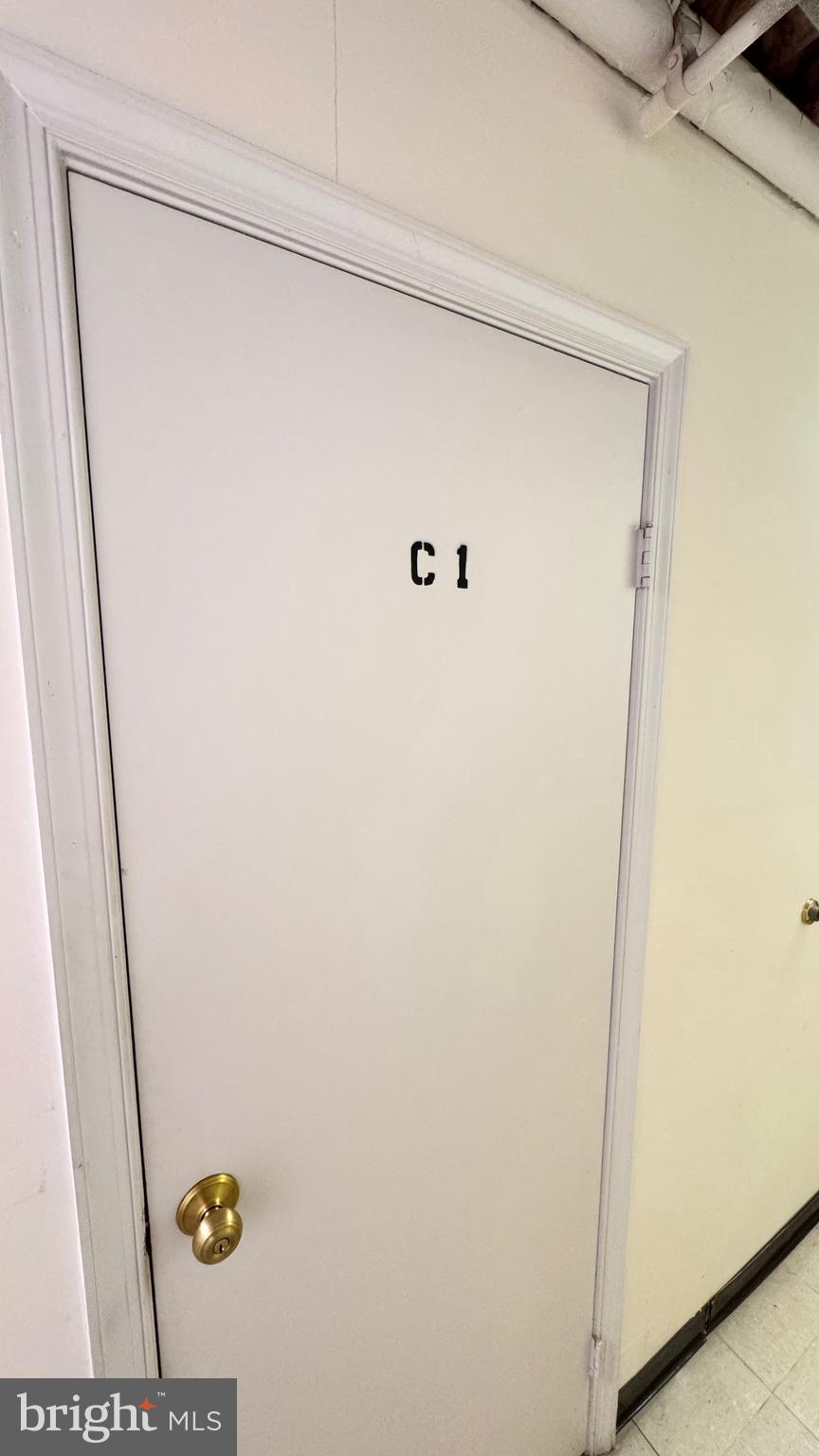 BURKE COVE - Residential Lease