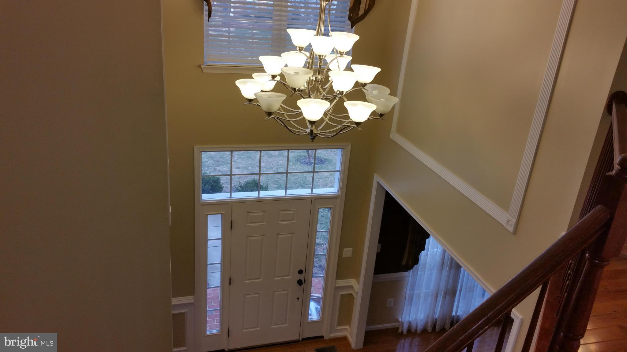 BROAD RUN OAKS - Residential