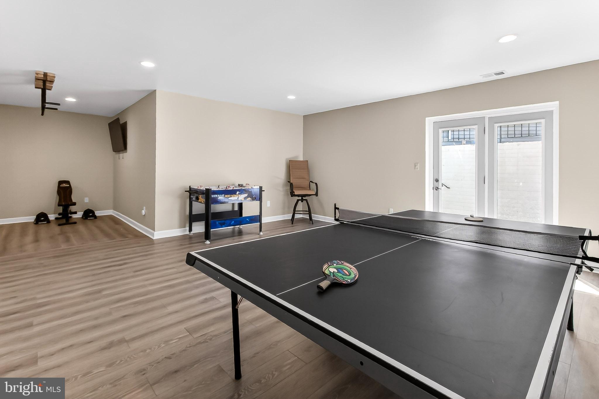 BELMONT GLEN VILLAGE - Residential