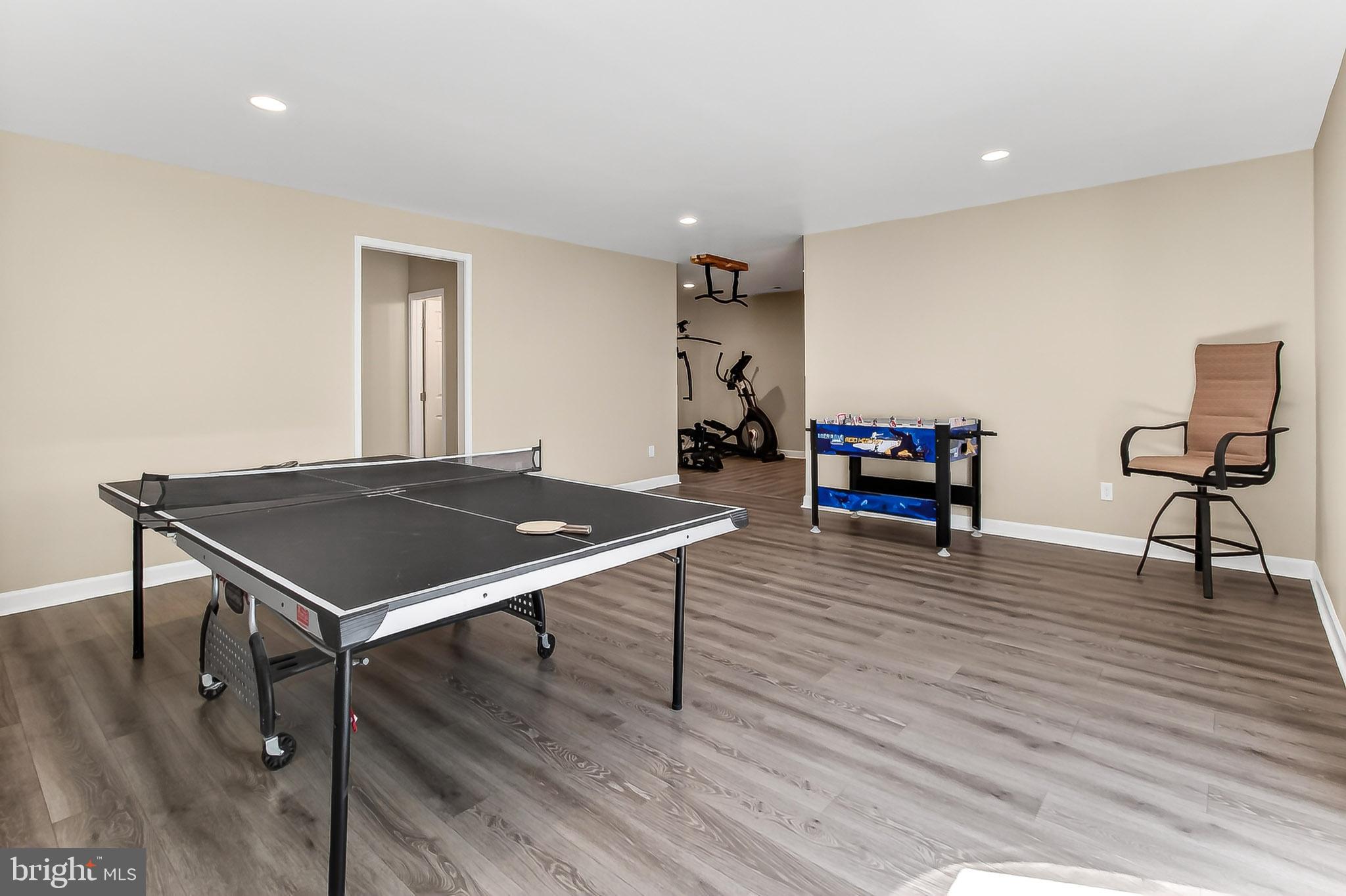 BELMONT GLEN VILLAGE - Residential