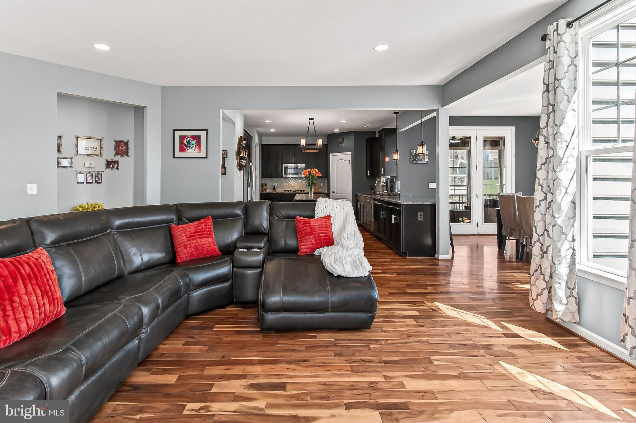 BELMONT GLEN VILLAGE - Residential