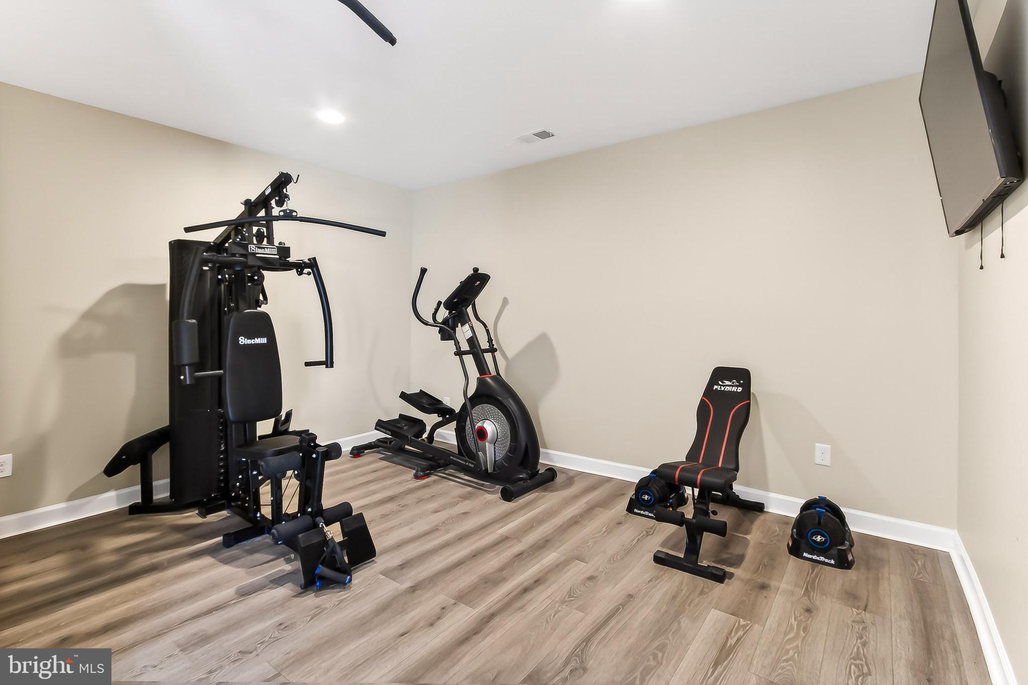 BELMONT GLEN VILLAGE - Residential