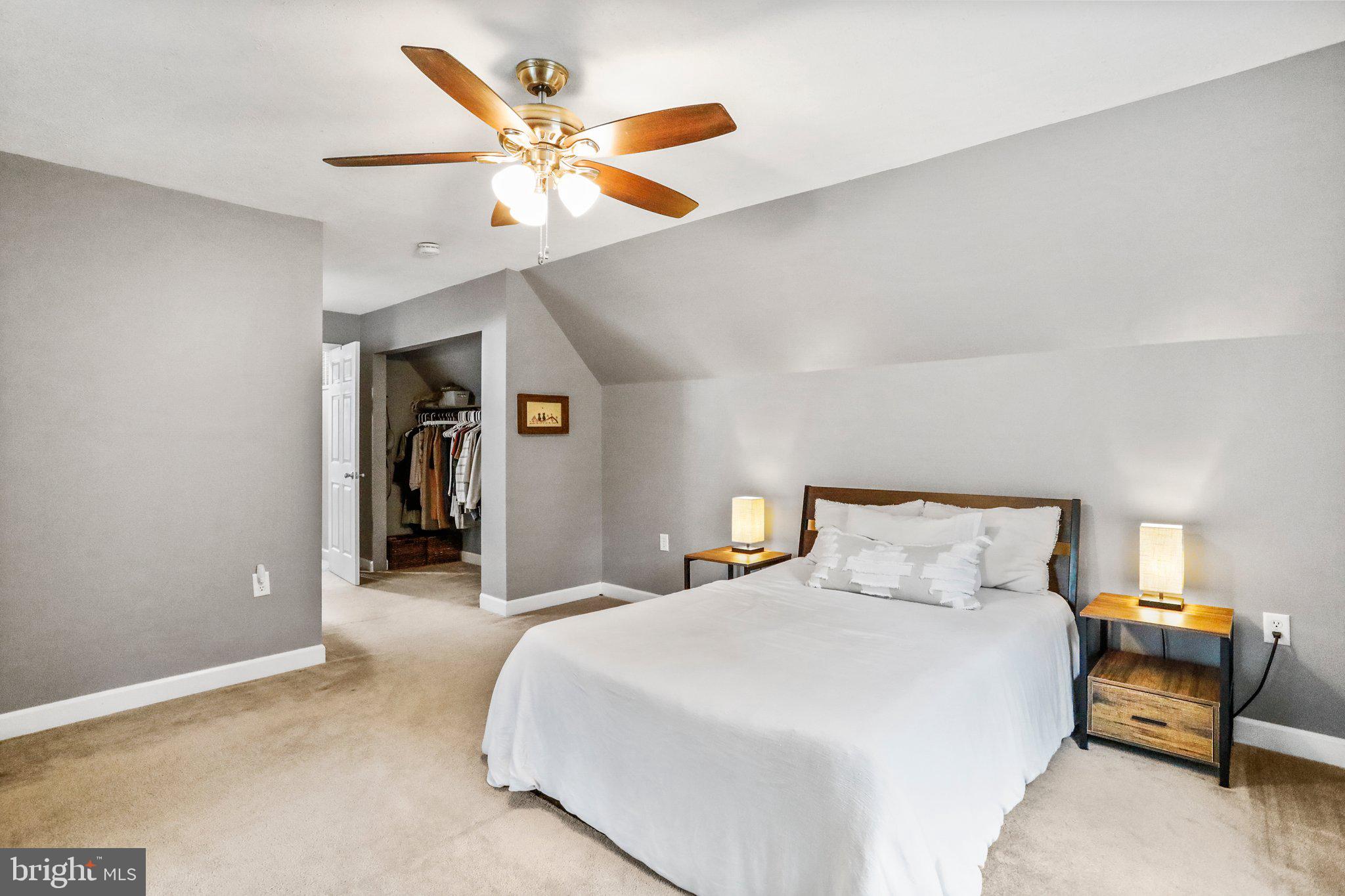 SHANNONDALE - Residential