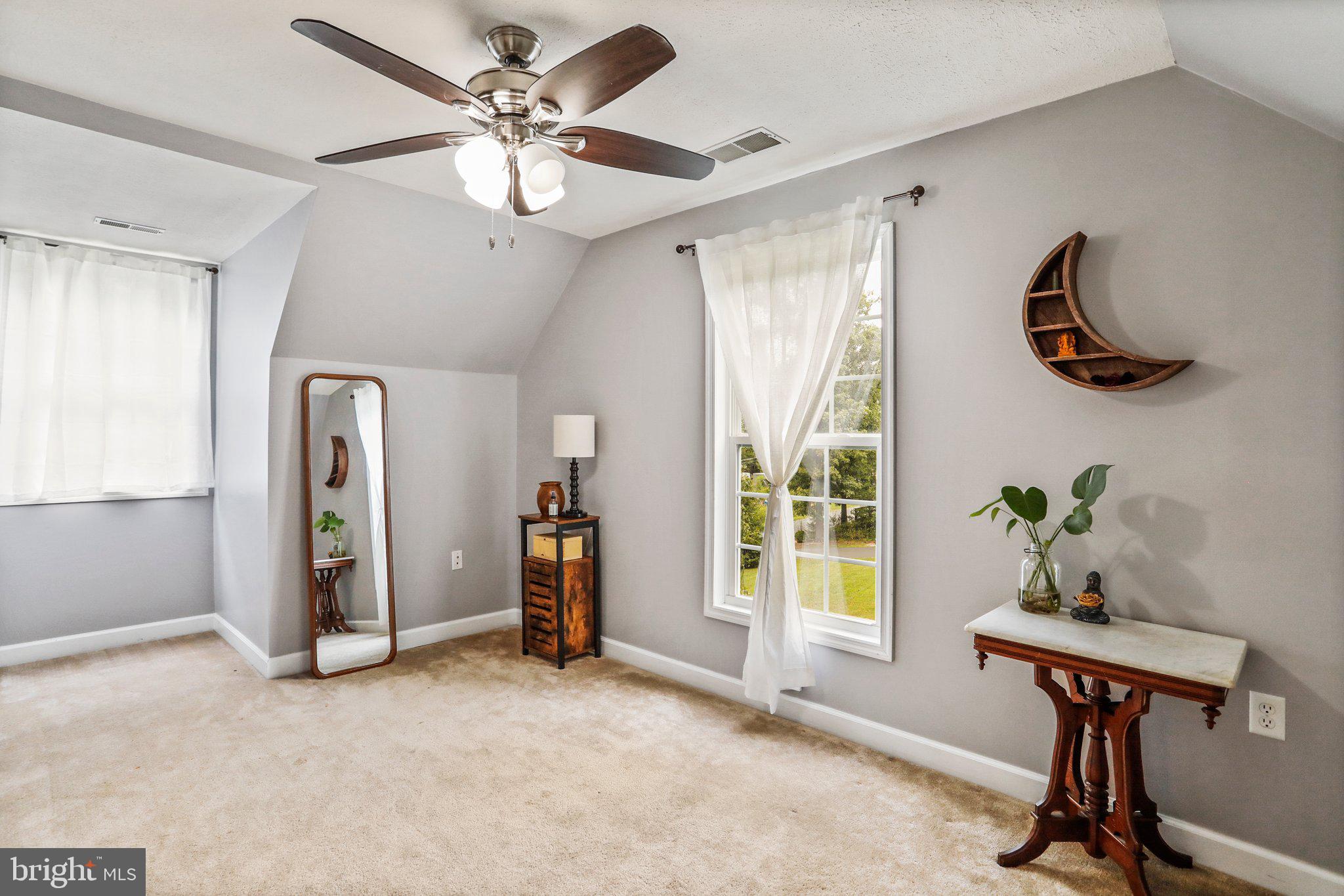 SHANNONDALE - Residential