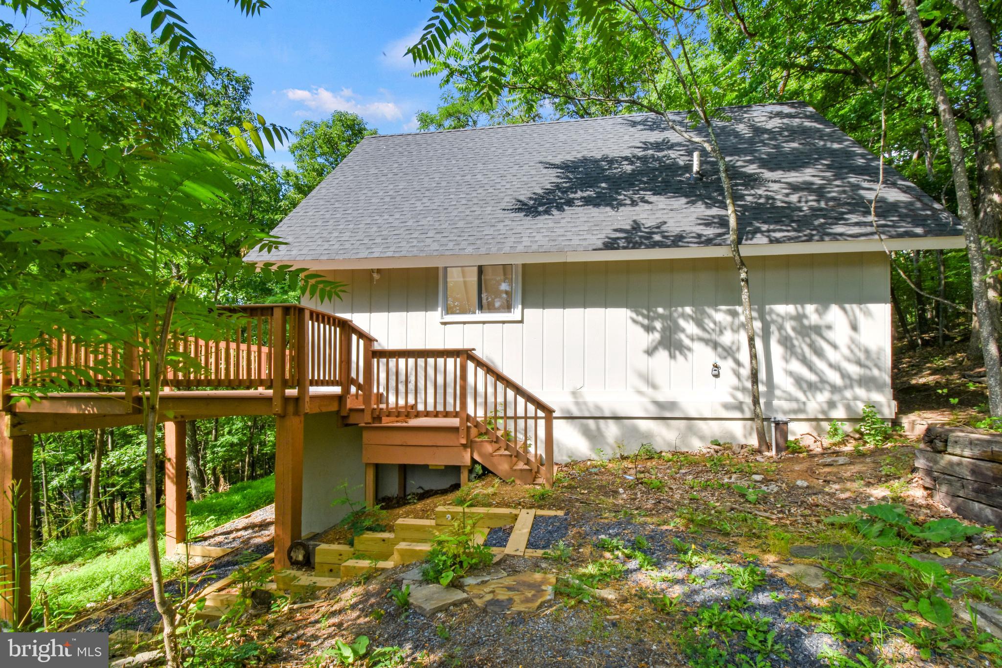 SHAWNEELAND - Residential