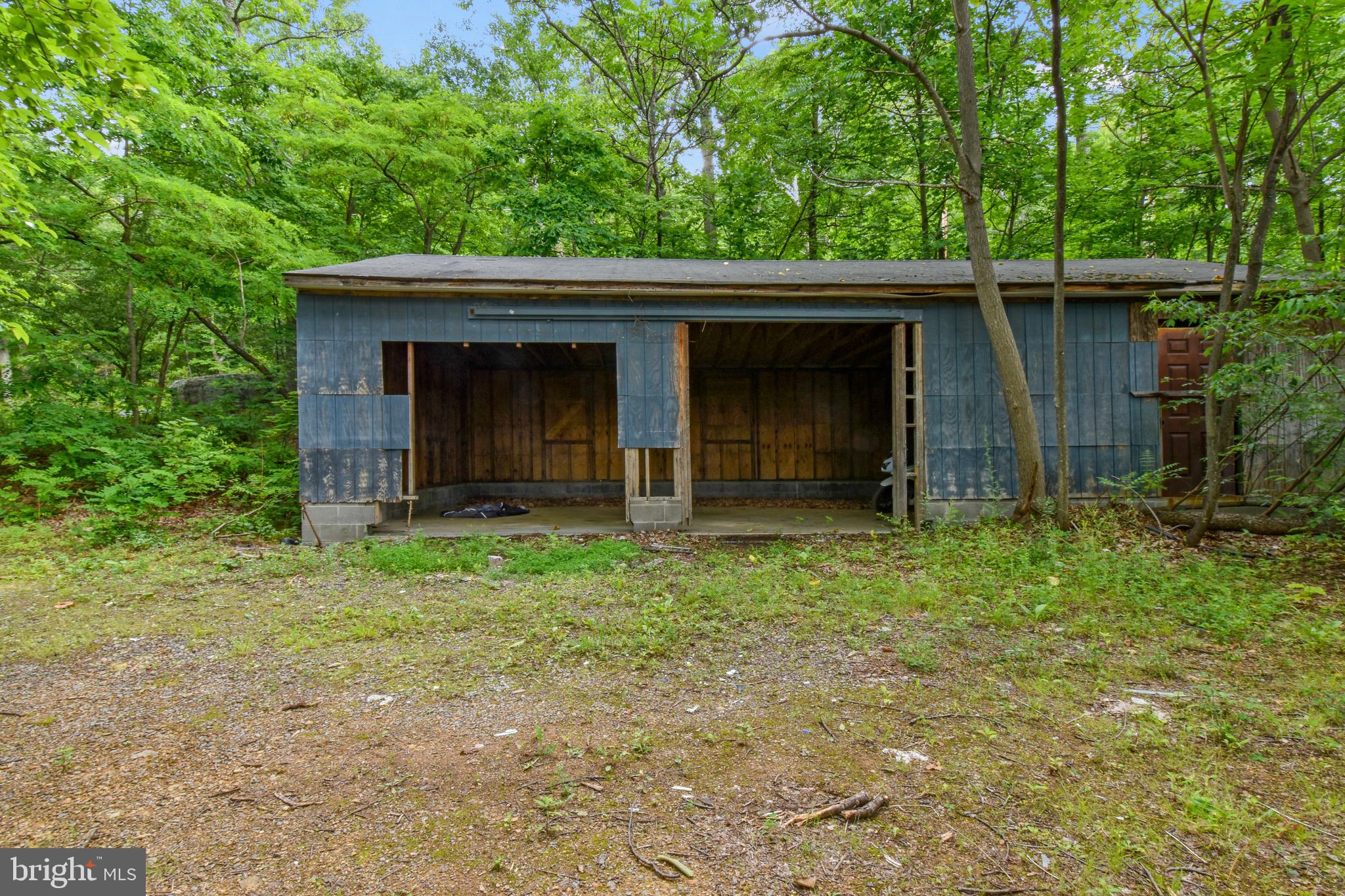 SHAWNEELAND - Residential