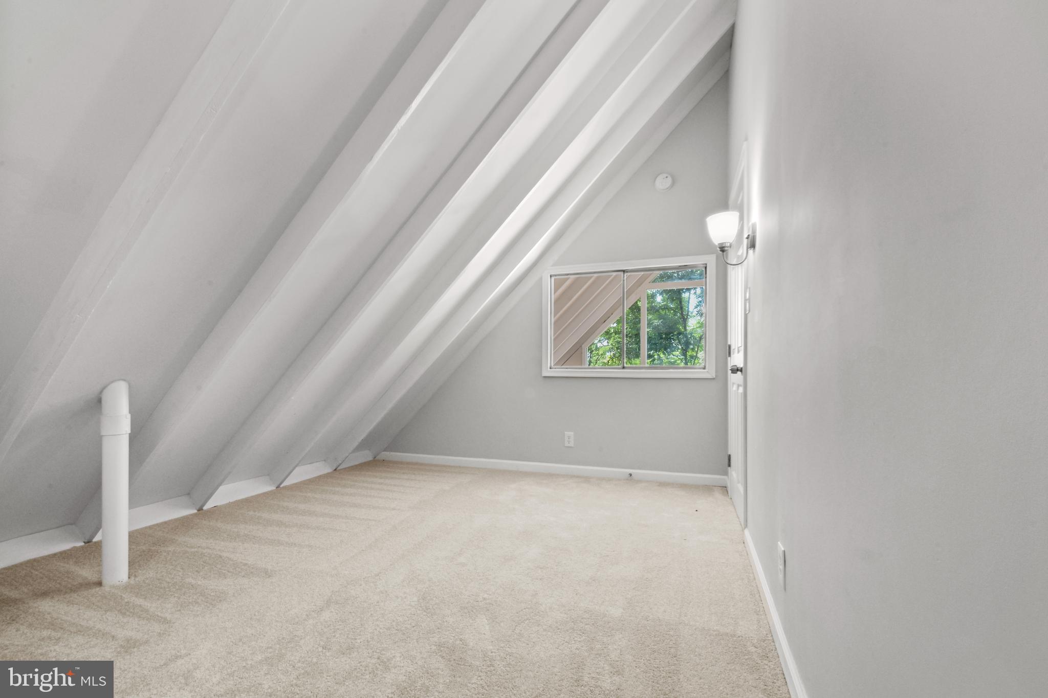 SHAWNEELAND - Residential