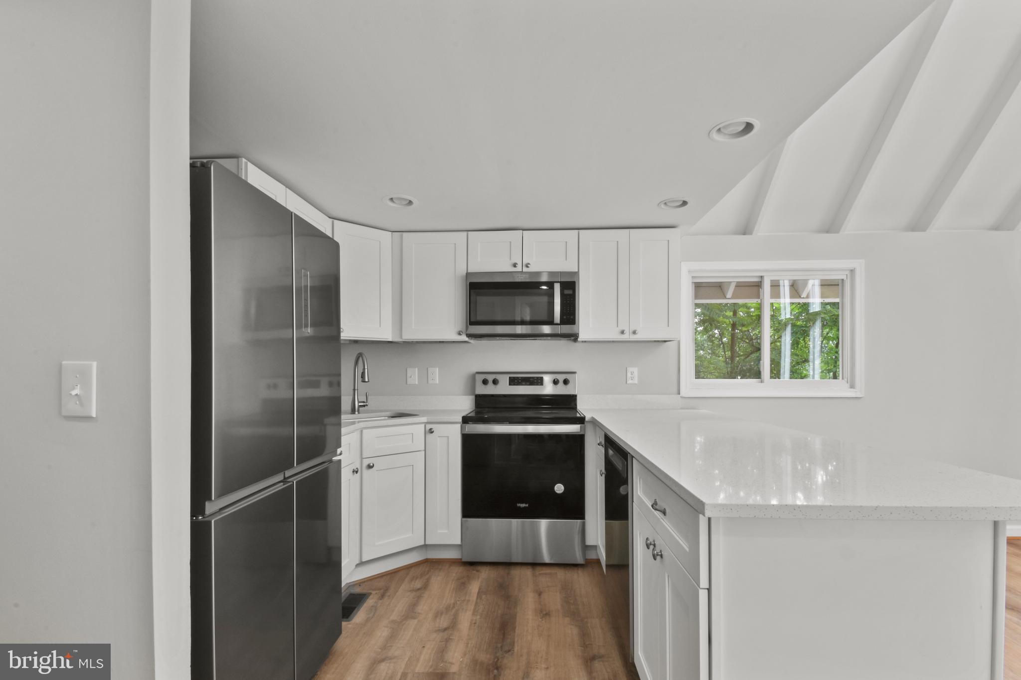 SHAWNEELAND - Residential