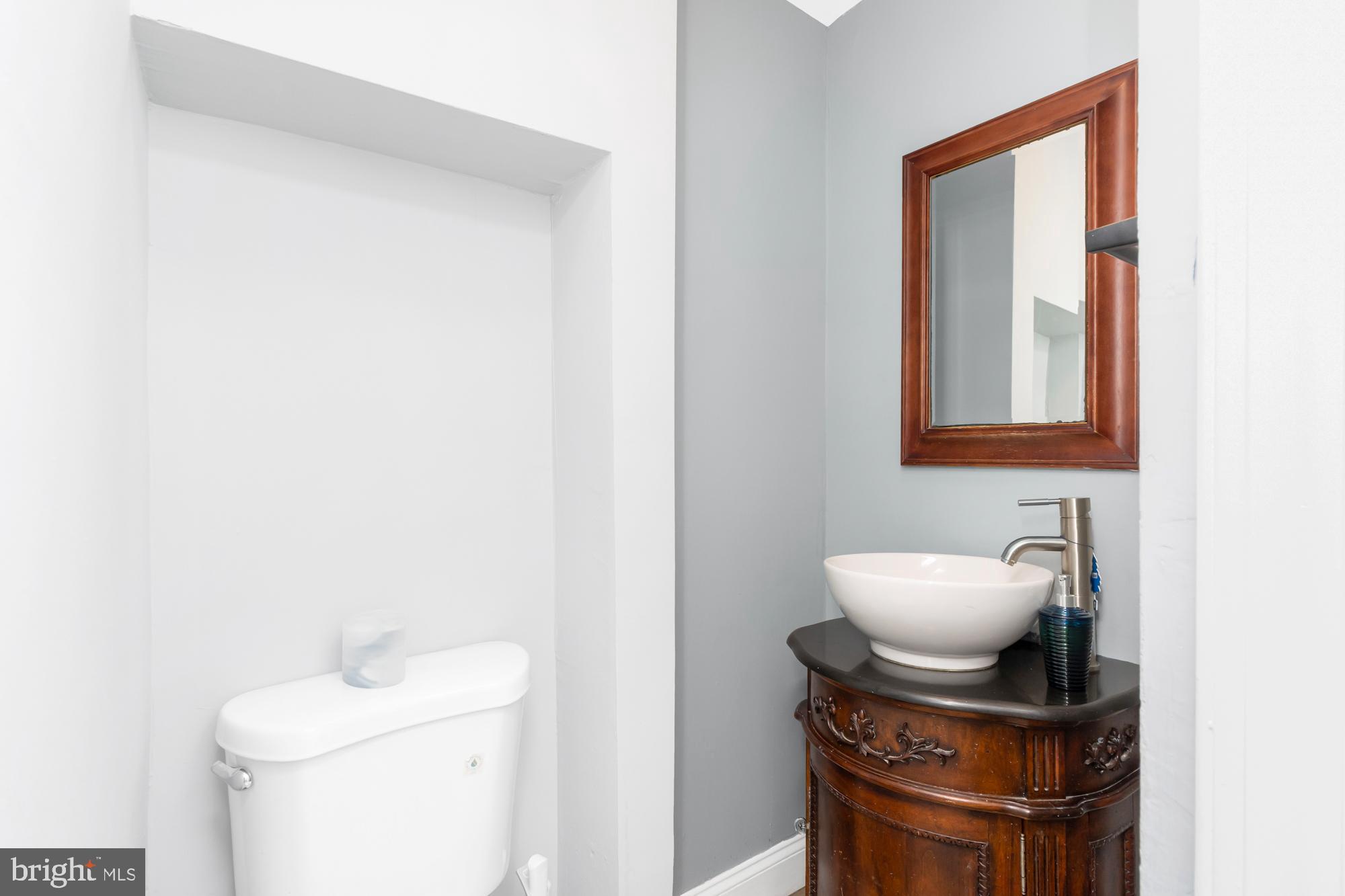 EAST BALTIMORE MIDWAY - Residential Lease