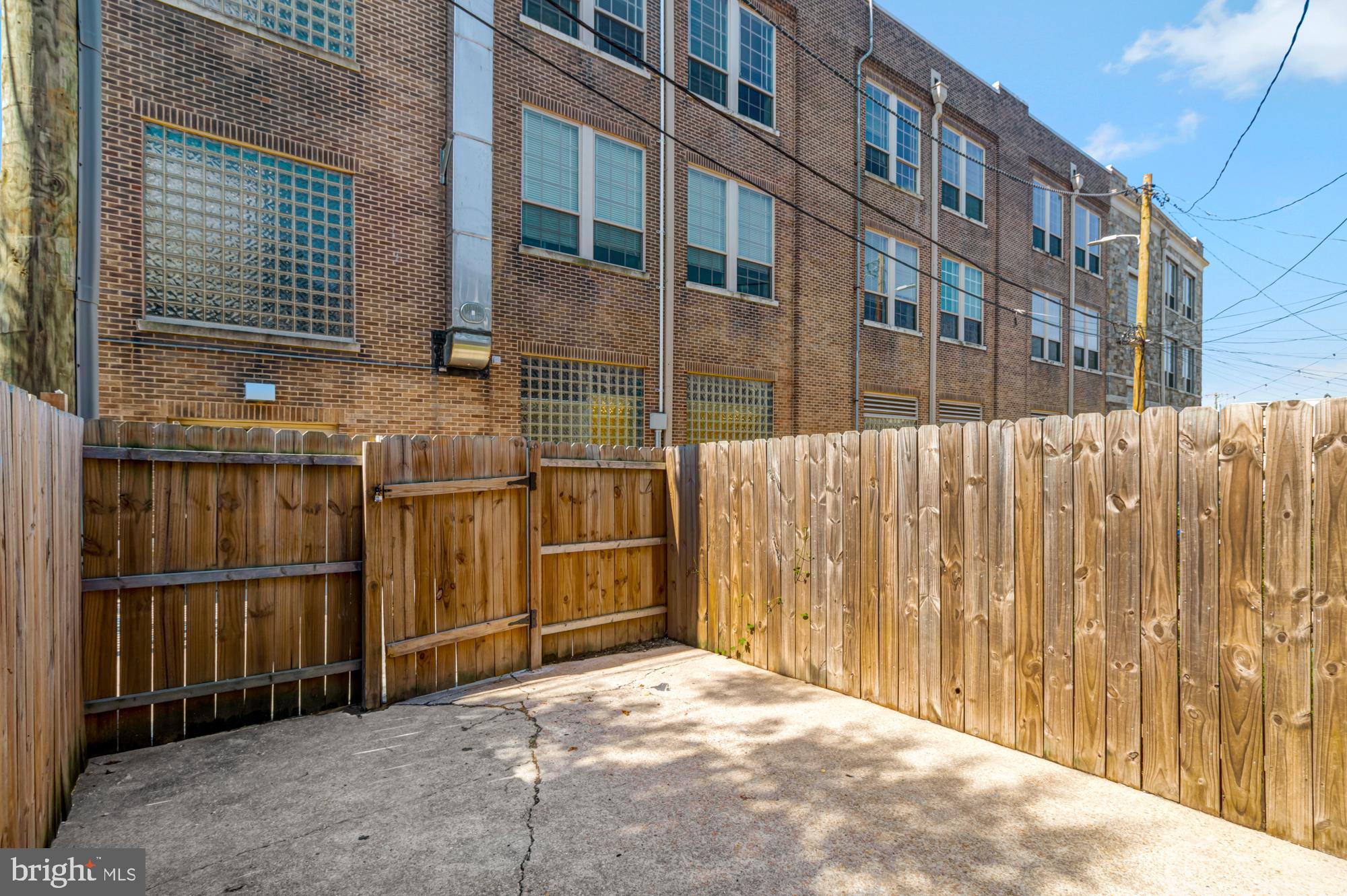 EAST BALTIMORE MIDWAY - Residential Lease