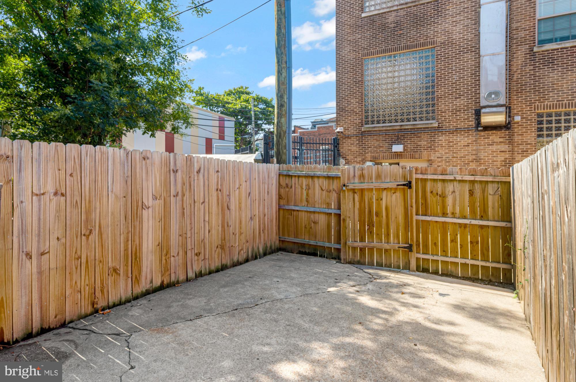 EAST BALTIMORE MIDWAY - Residential Lease